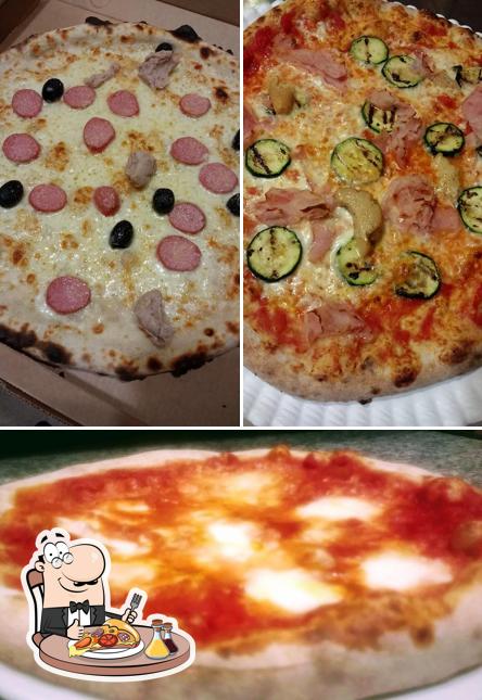 Prenditi una pizza a Da Giannino Pizzeria E Friggitoria