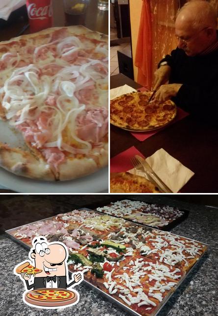 Scegli una pizza a Angel Bar &