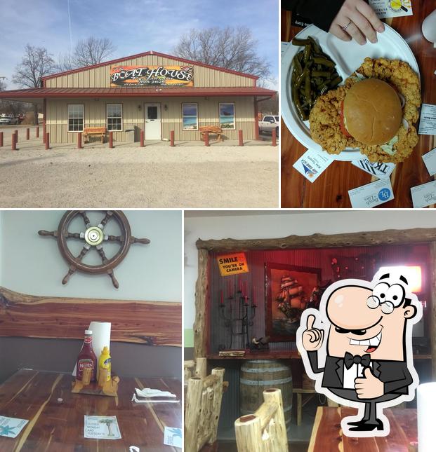 The Boathouse in Rich Hill Restaurant menu and reviews