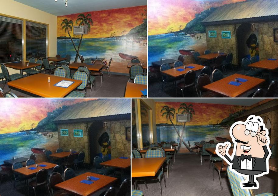 L'intérieur de Deen's Caribbean Restaurant