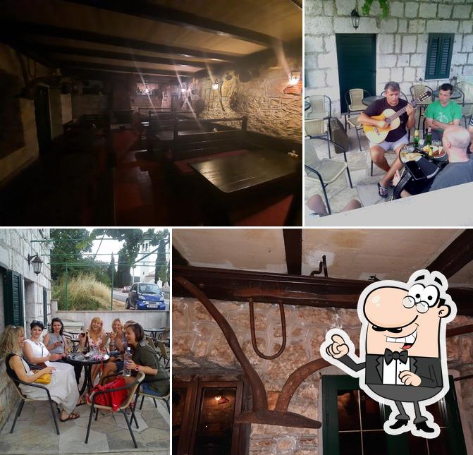 Dai un'occhiata agli interni di Konoba "Miro"