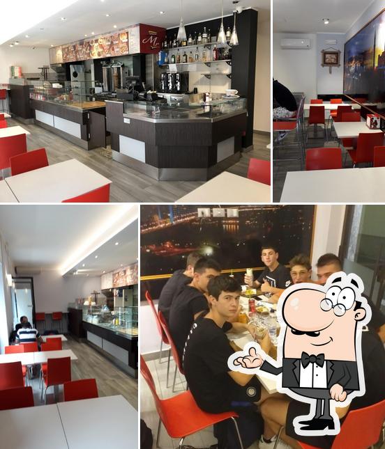 Gli interni di Da Benjamin pizzeria kebap Specialità Turche