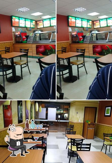 O interior do Subway