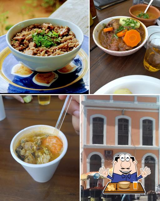 Platos en Barrio Café e Bar