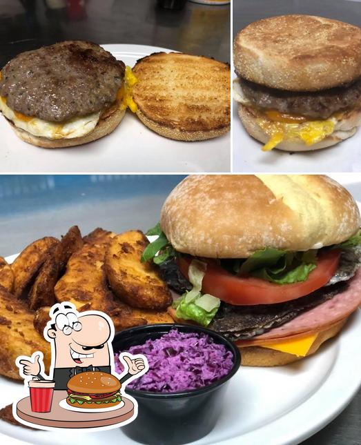 Try out a burger at Goat Island View Cafe