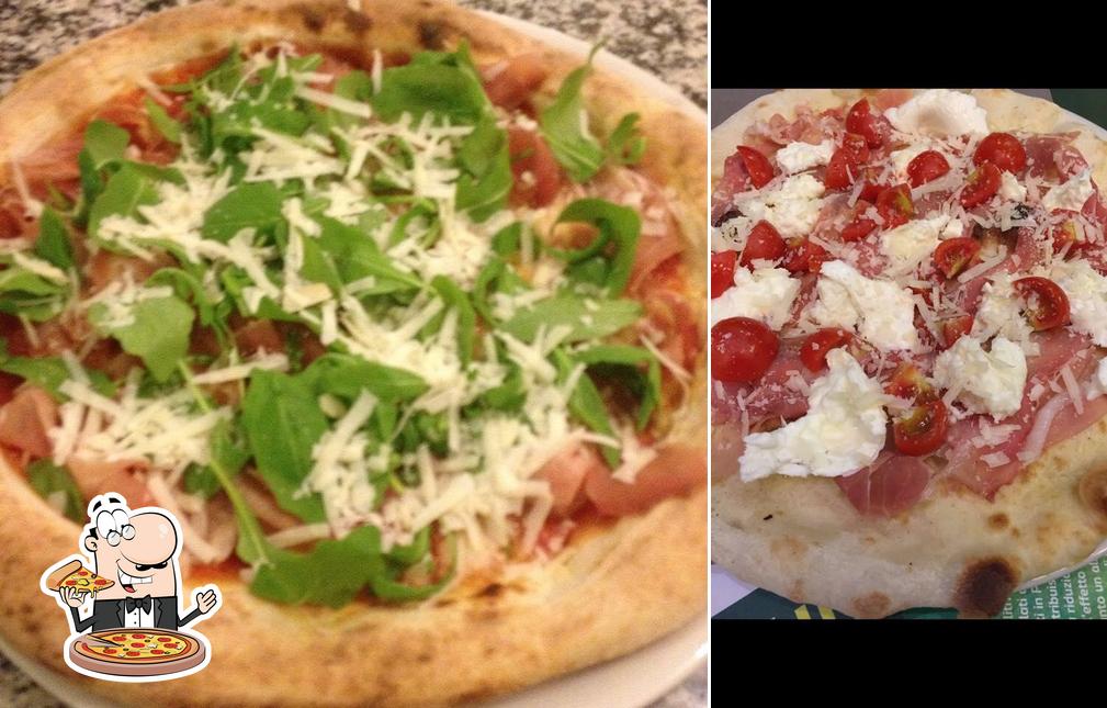 Prenditi una pizza a Pizzart Asporto & Consegna