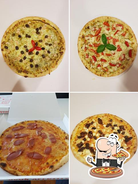 Ordina tra le svariate varianti di pizza