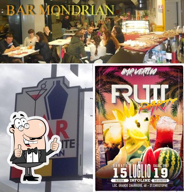 Vedi questa foto di Mondrian Café