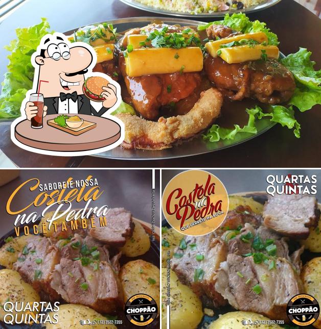 Peça um hambúrguer no Barril do Choppão