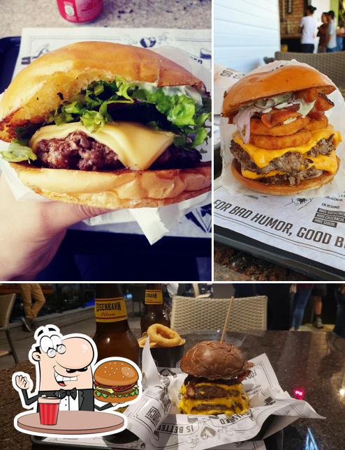 Experimente um hambúrguer no Punch Smash Burgers - Pátio Vinhedos