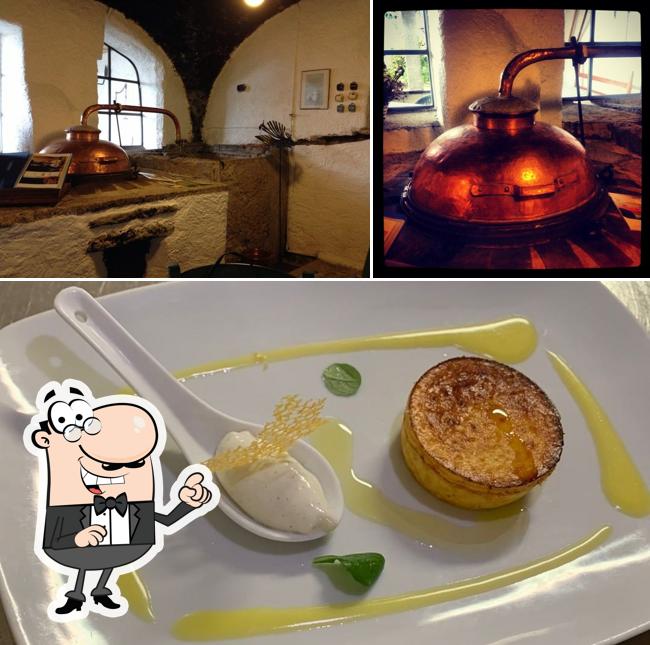 The image of exterior and food at Agriturismo Al Lambic