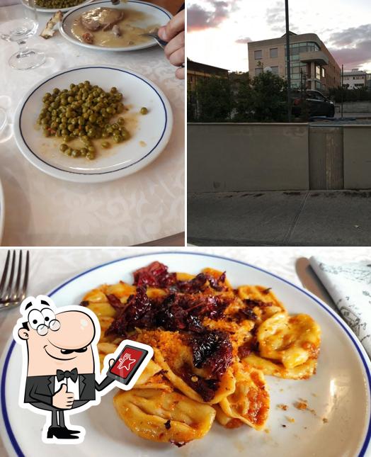 Regarder la photo de Restaurant Pizzeria Il Cortile