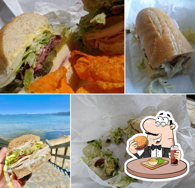 Prueba una hamburguesa en Yellow Submarine sandwich shop