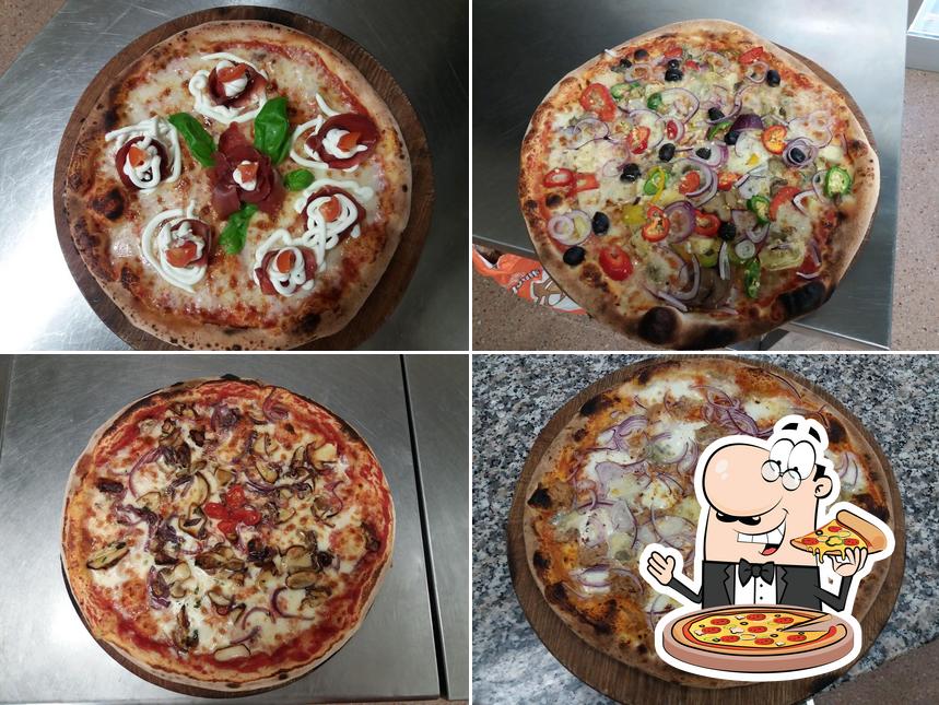 A Pizzeria D'asporto La Luna, puoi ordinare una bella pizza