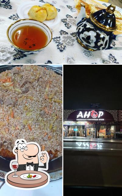 Comida en Анор