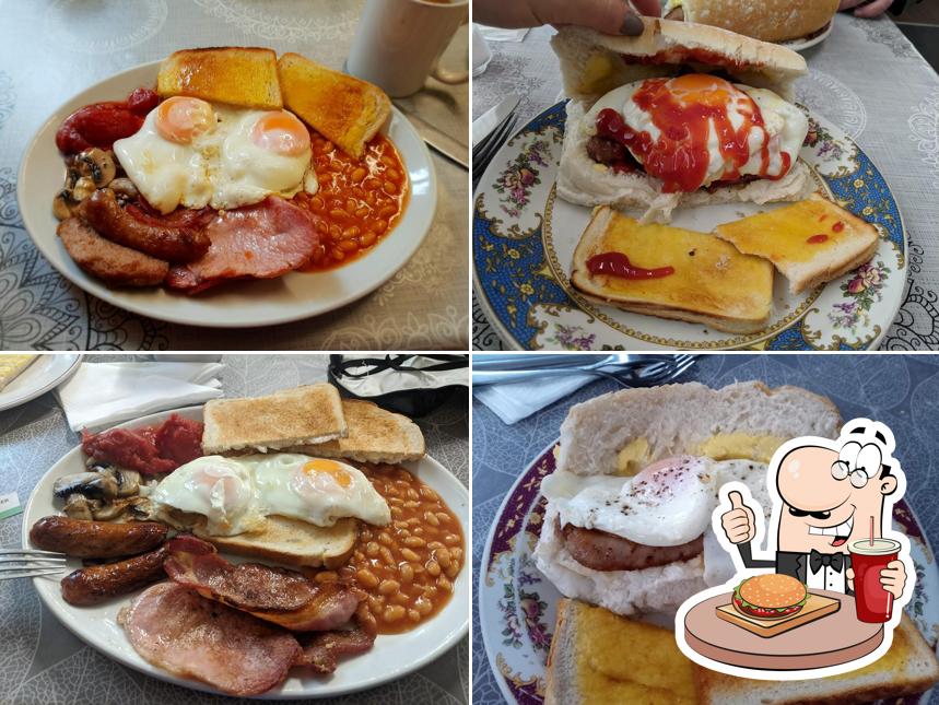 The Singing Kettle in Whitby Restaurant menu and reviews