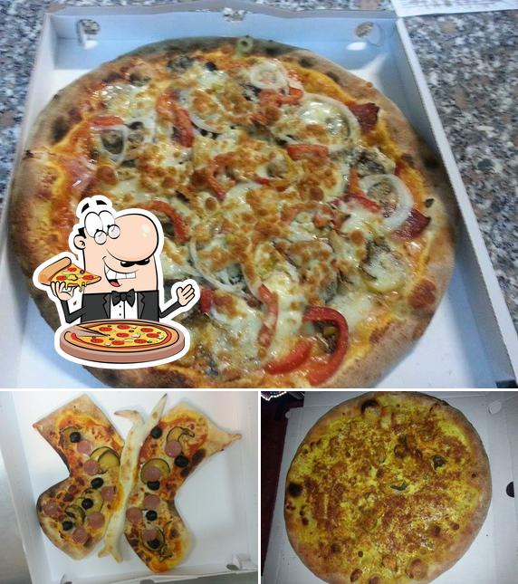 A Pizzeria Monkey's D. di Falchi Simone, puoi provare una bella pizza