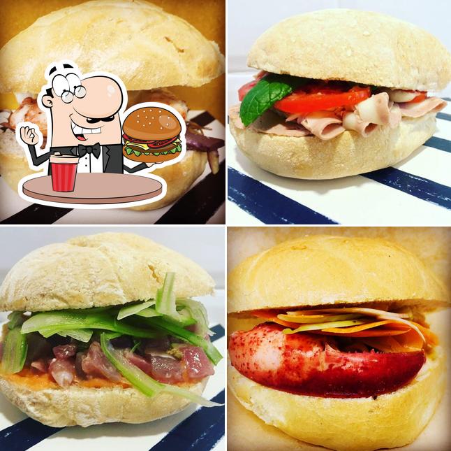 Commandez un hamburger à PANINO D'AMARE