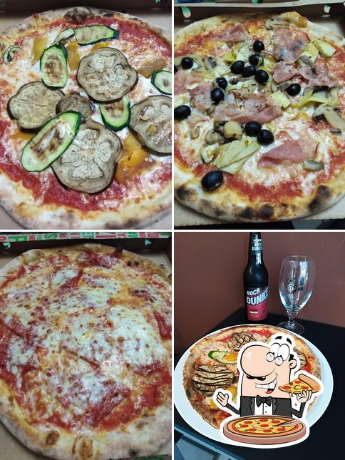 Ordina tra le svariate varianti di pizza