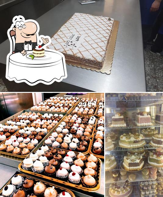 Pasticceria Ambra propone un'ampia varietà di dolci