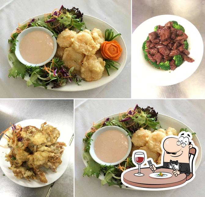 Ding Hao Chinese Restaurant in Yarrawarrah Restaurant menu and reviews