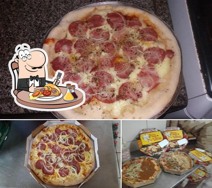 Peça diversos tipos de pizza