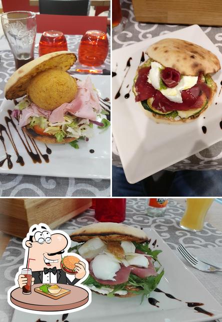 Prova un hamburger a U-TUB Torino