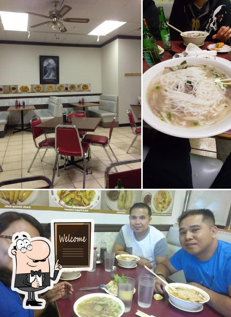 Regarder cette photo de Yummy Pho Restaurant