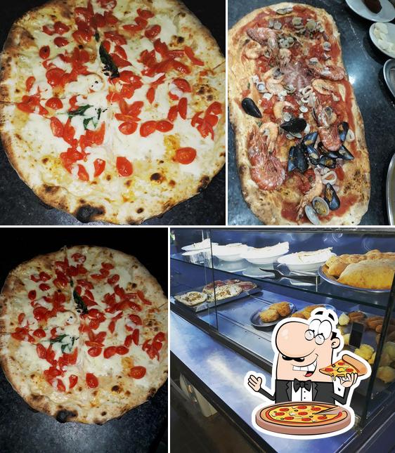 Prova una pizza a Pizzeria trattoria girarrosto sfizi vizi e sapori