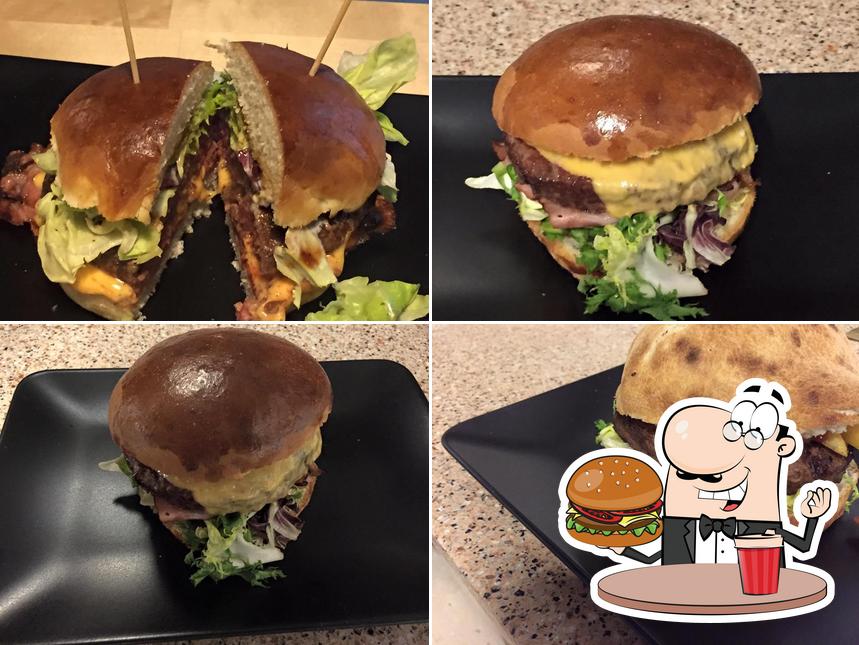 Ordina un hamburger a Panzerottiamo Conversano