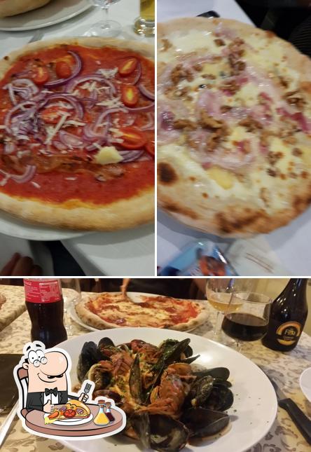 Scegli una pizza a Ristorante Costanzo