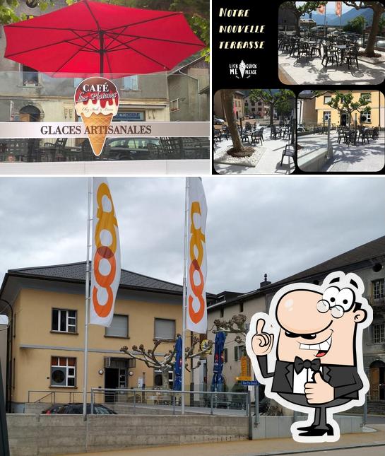 Voici une photo de Café les Platanes