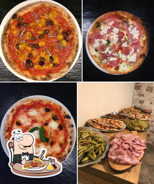 Scegli una pizza a Pizzeria L’Artista