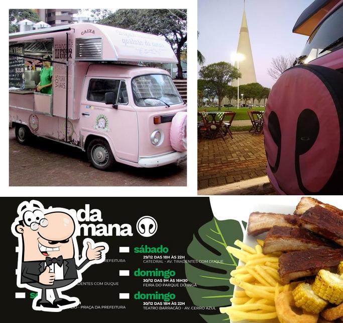 Look at this photo of Porkiamos Food Truck