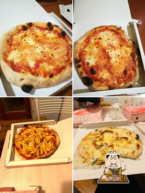 Prenditi una pizza a Pizzeria Sacicce e Friarielli