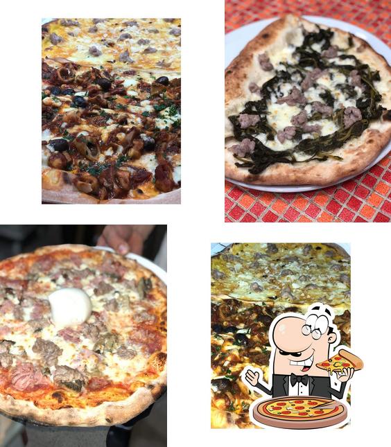 Scegli una pizza a Pizzeria Sarracino Di Scala Nicola