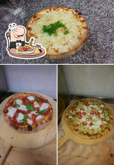 Prenditi una pizza a Pizza più 55