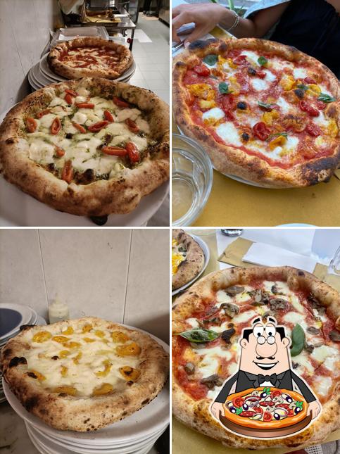 Scegli una pizza a La taverna di pulcinella