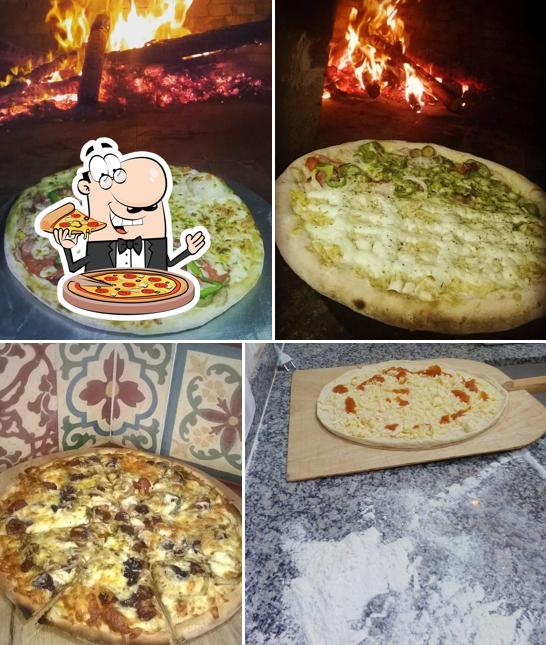 Escolha pizza no Pizzaria Forneria Renovo