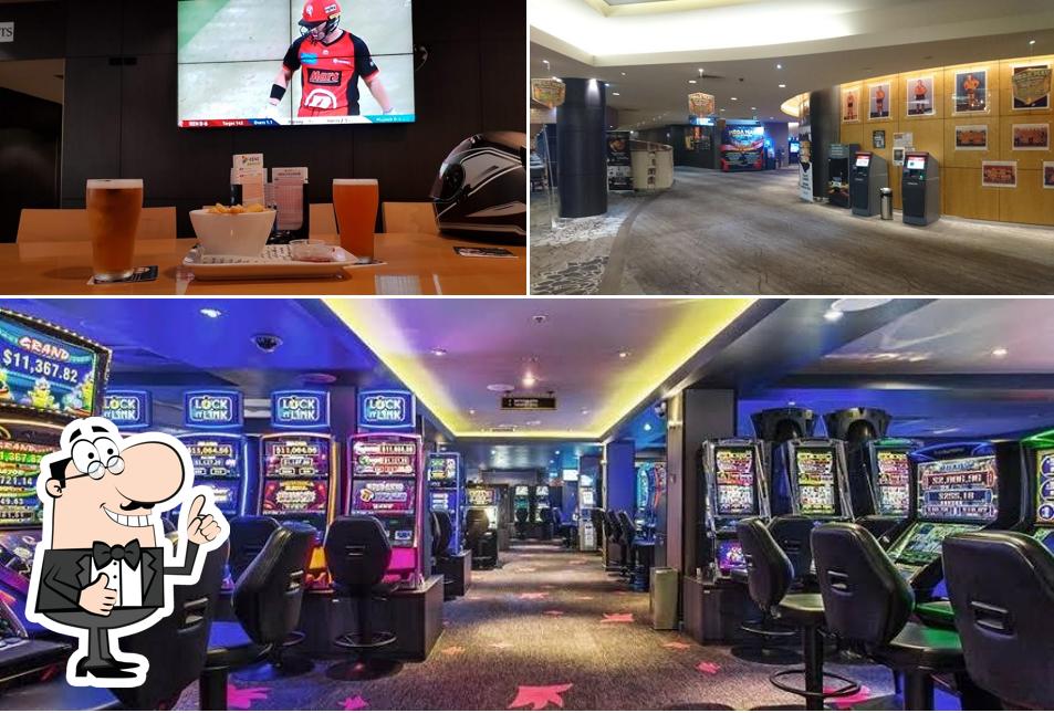 Easts Leagues Club, Coorparoo Restaurant menu, prices and reviews