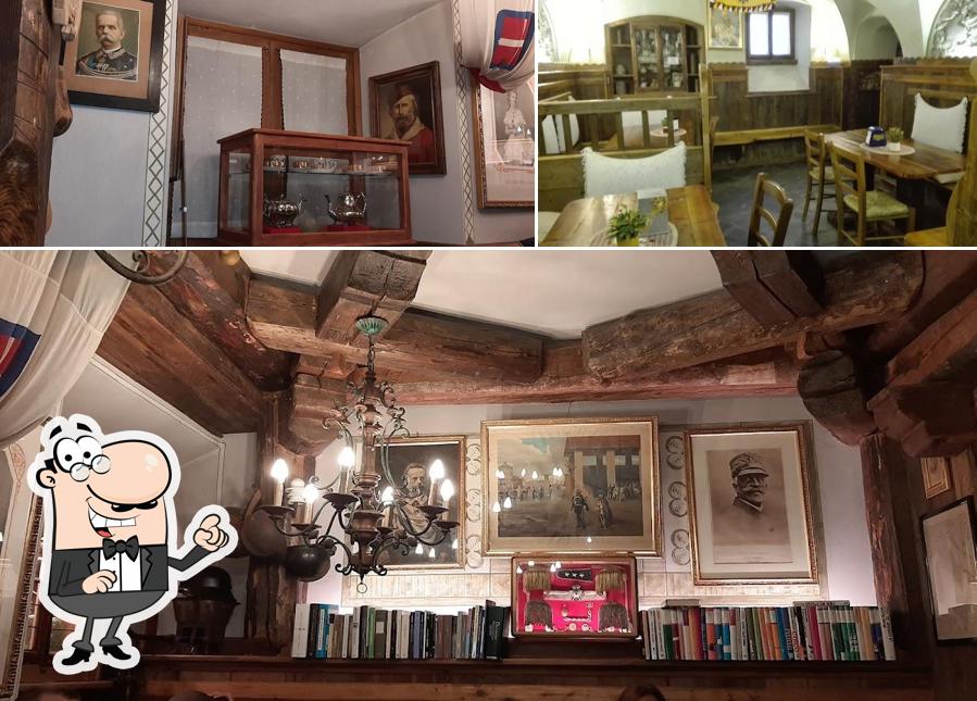 Gli interni di Enoteca Corona d'Oro