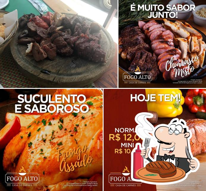 Experimente refeições de carne no Fogo Alto Restaurante