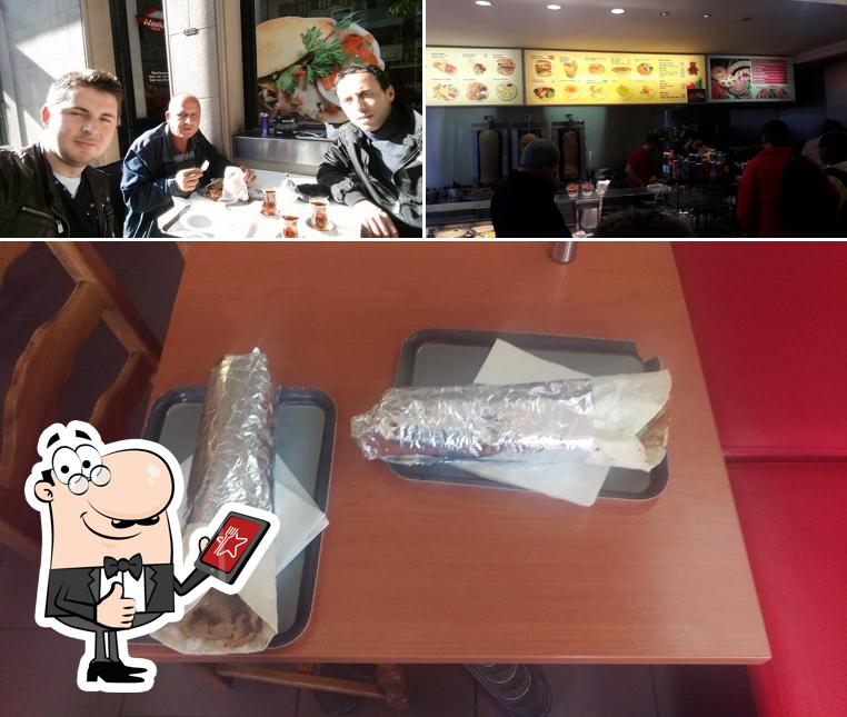 Regarder la photo de Maxxy Kebab