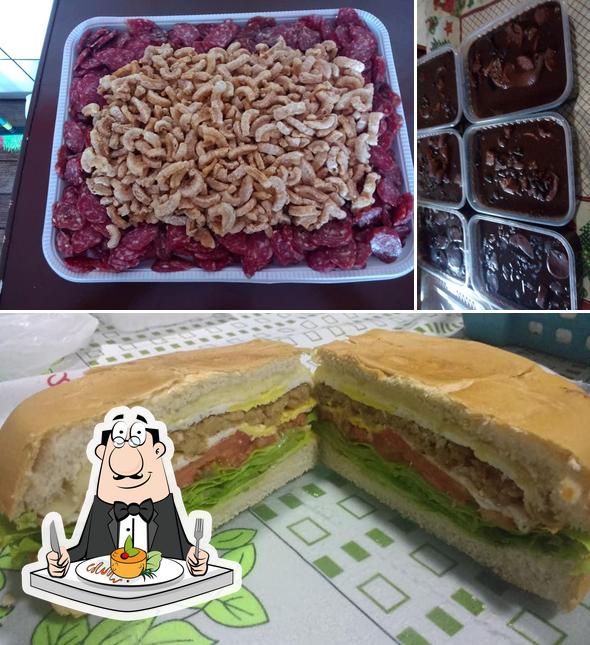 Comida em Porcada Lanches