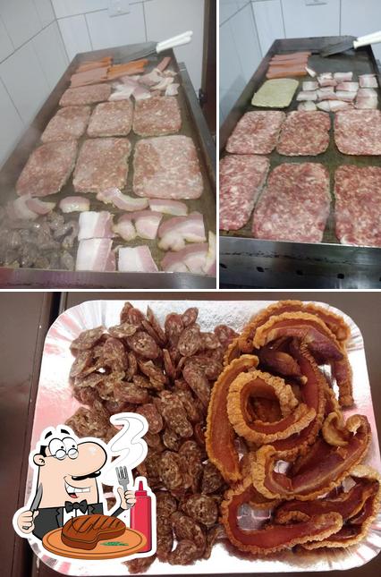 Peça refeições de carne no Porcada Lanches