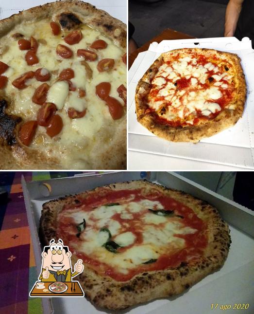 Ordina tra le molte varianti di pizza