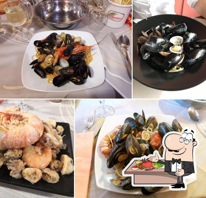 Prova la cucina di mare a Trattoria V Ponte