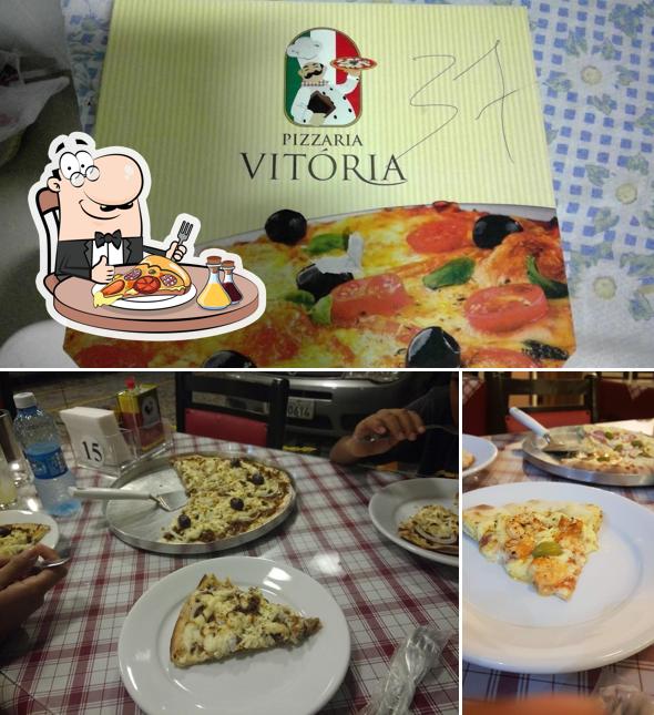 Peça pizza no Pizzaria Vitória