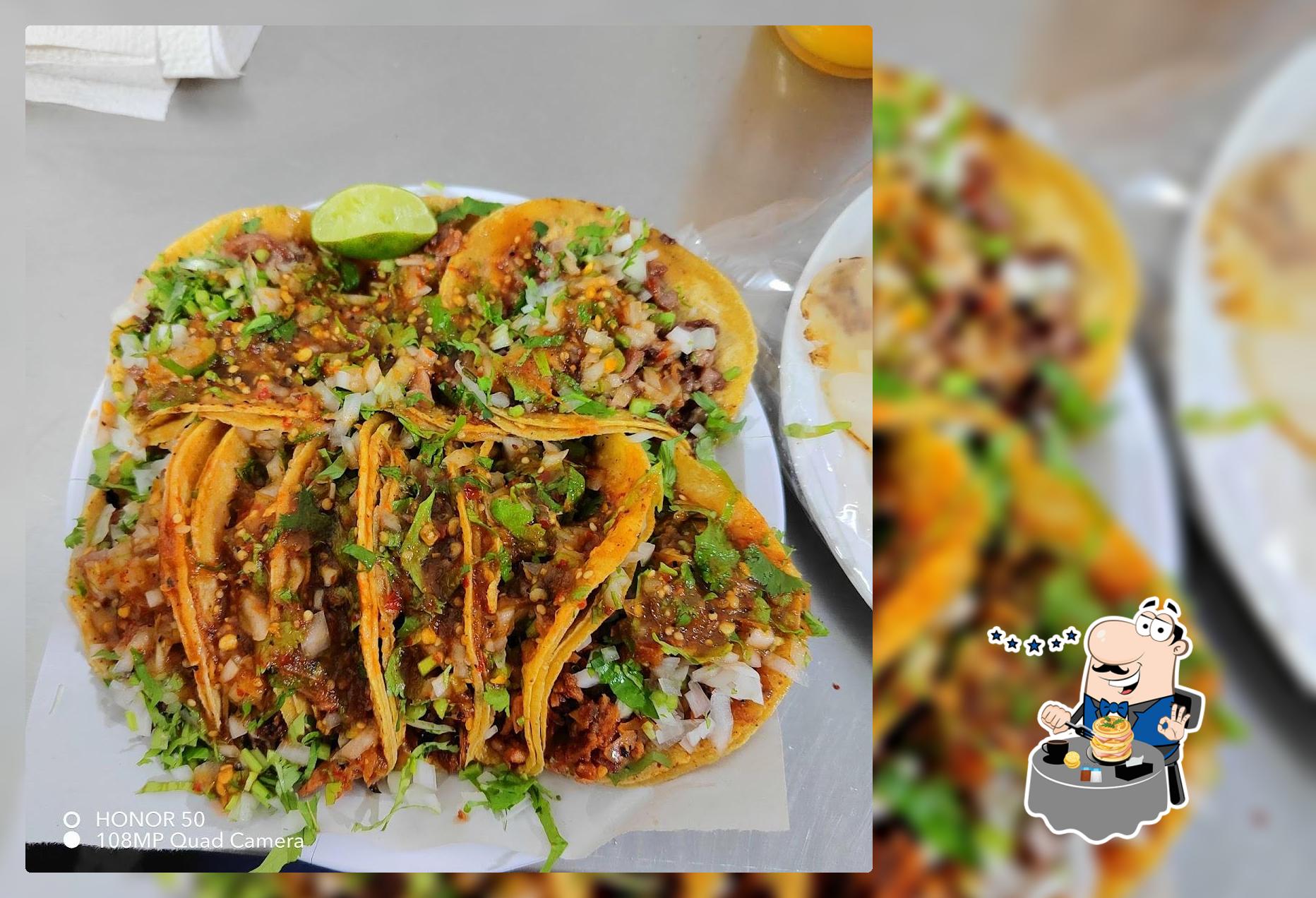 Restaurante Tacos la Guera, Santiago de Querétaro, C. Mayas 13361A