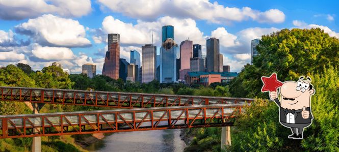 Best Places to Eat in Houston: Top Restaurants & Must-Try Spots